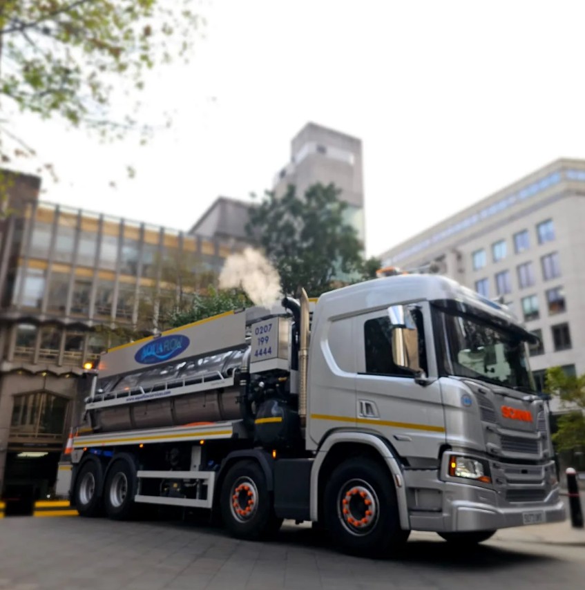 Vacuum Tanker
